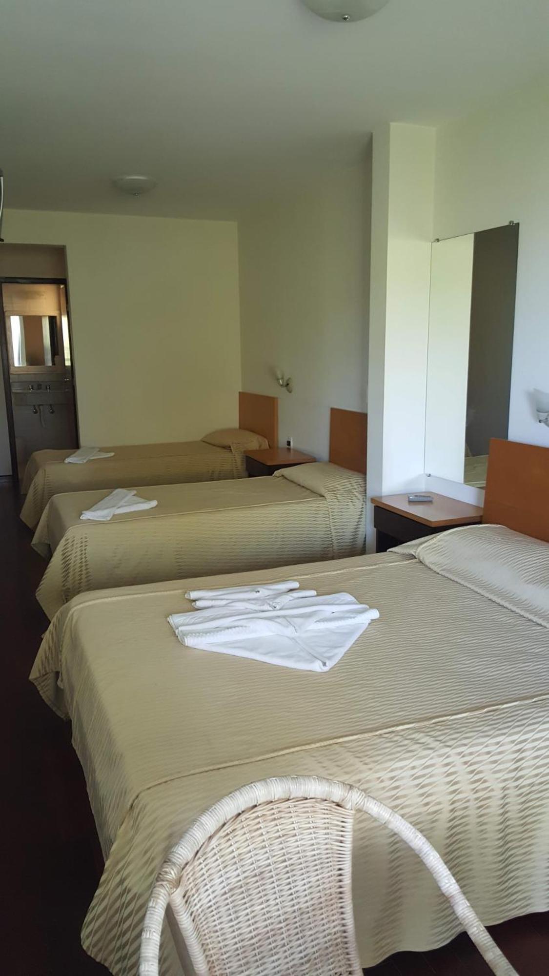 Ilha Da Gale Tourist Hotel Fazenda De Bombas Bombinhas Buitenkant foto